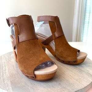 Jambu Handcrafted Suede Wood Platform Sandals Women's Size 8 Brown Peep Toe